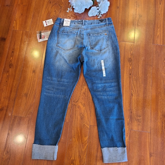 Red Bottoms Junior Jeans Size  15/16 - Picture 5 of 8